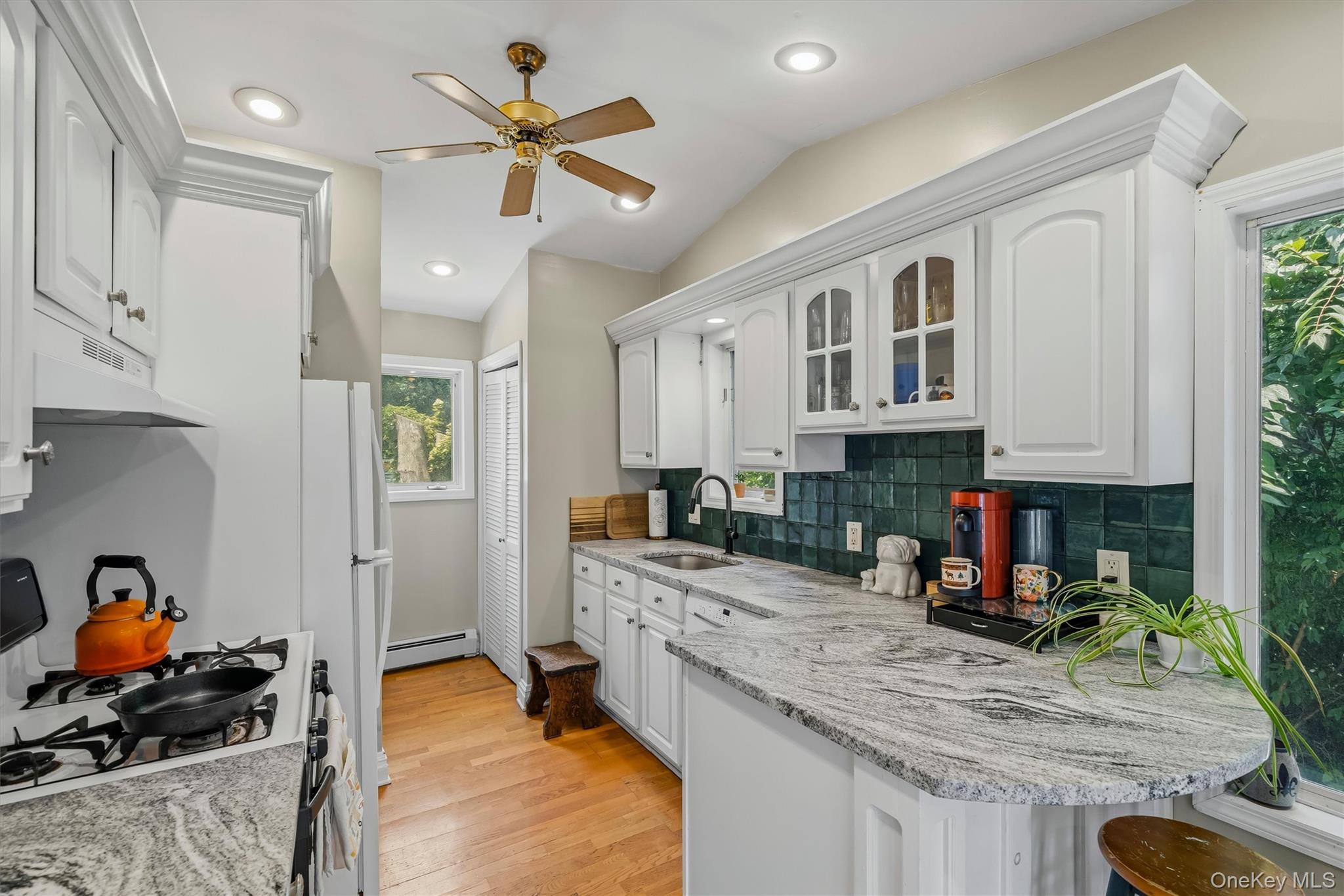 7 Locust Drive – For Sale photo 8