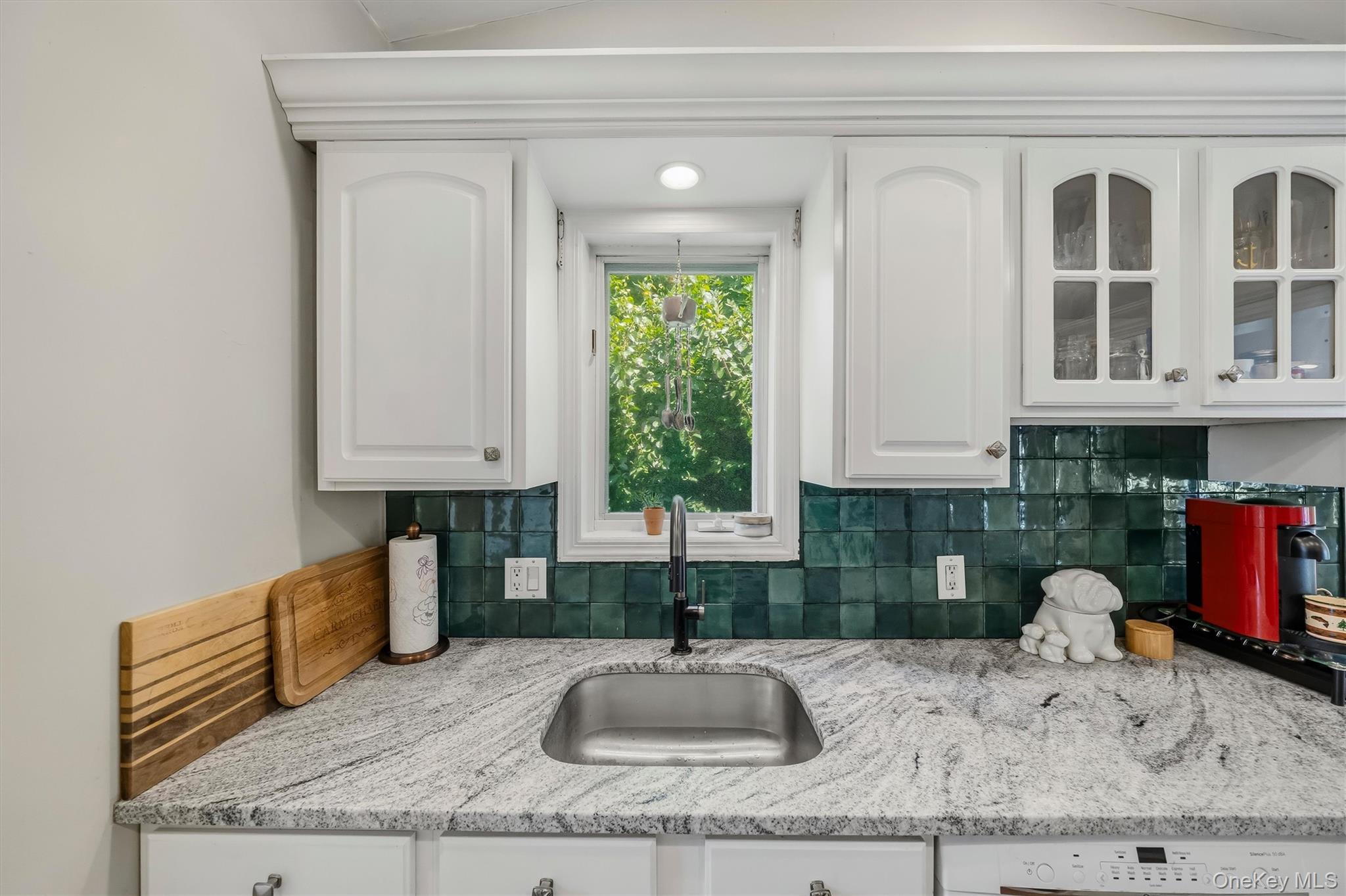 7 Locust Drive – For Sale photo 11