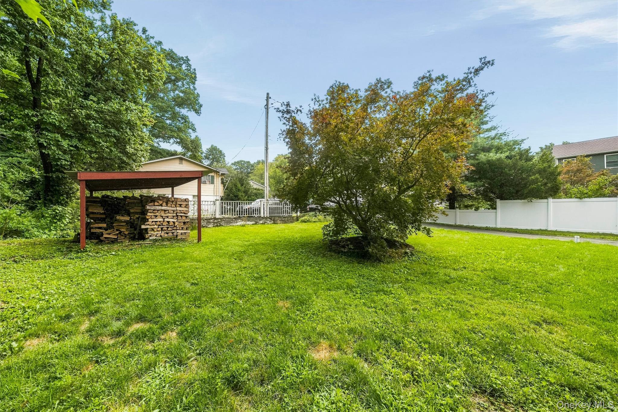 7 Locust Drive – For Sale photo 33