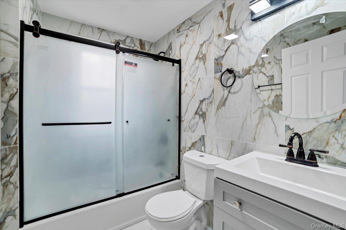 143 Chatterton Parkway, Unit 2nd floor photo 9