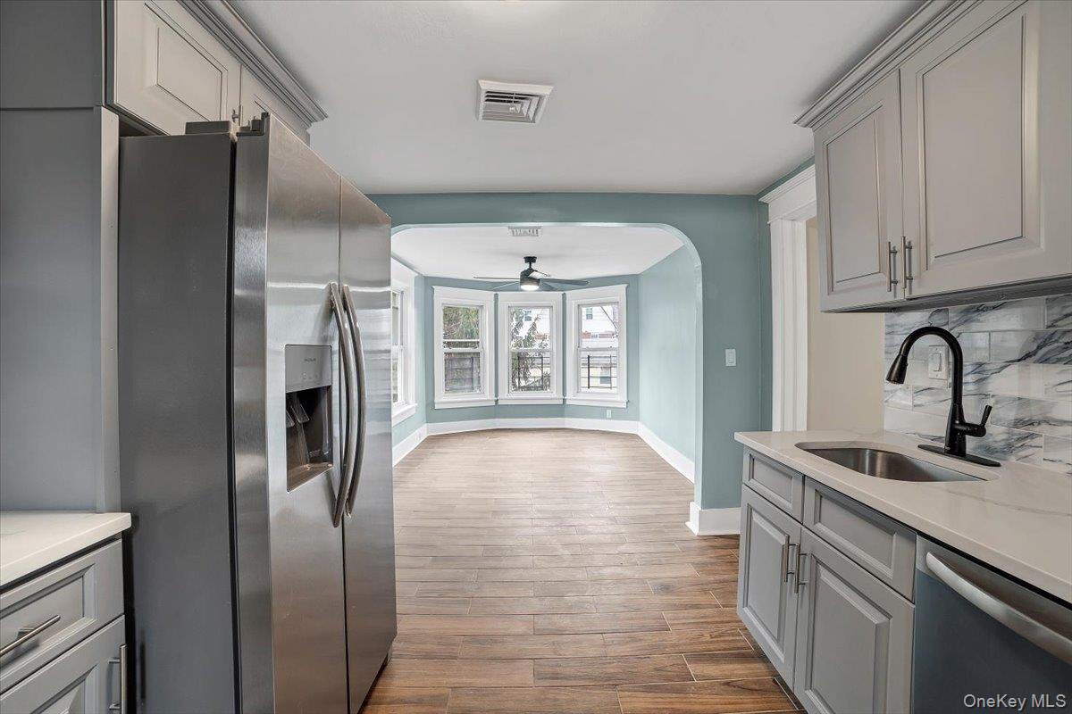 143 Chatterton Parkway, Unit 2nd floor