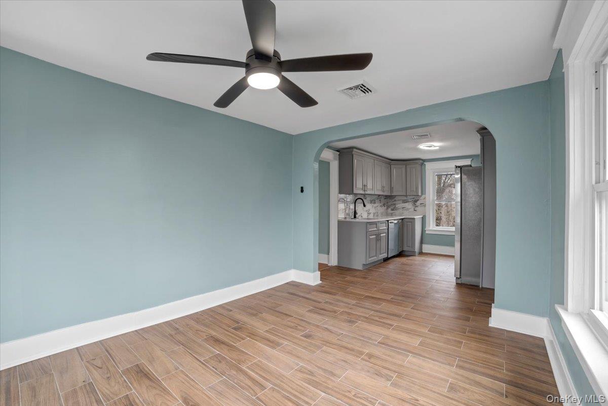 143 Chatterton Parkway, Unit 2nd floor photo 5