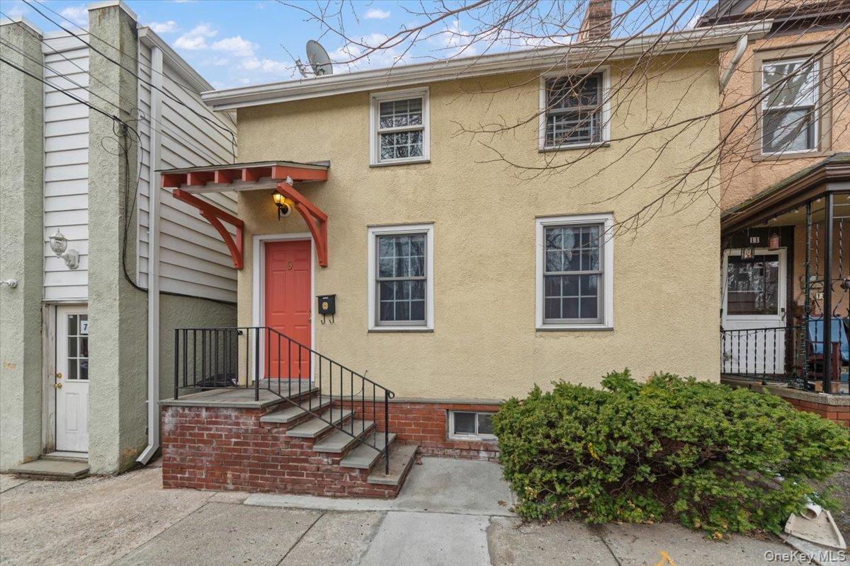 9 N Dearman Street – For Rent