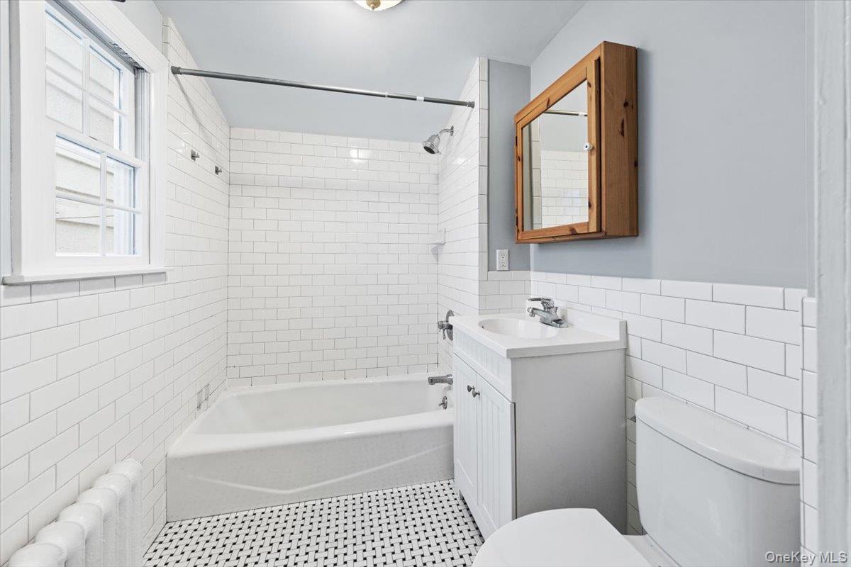 9 N Dearman Street – For Rent photo 5