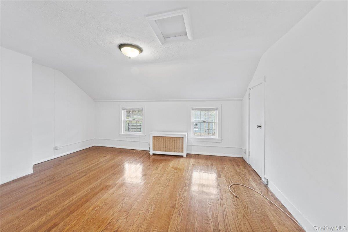 9 N Dearman Street – For Rent photo 11