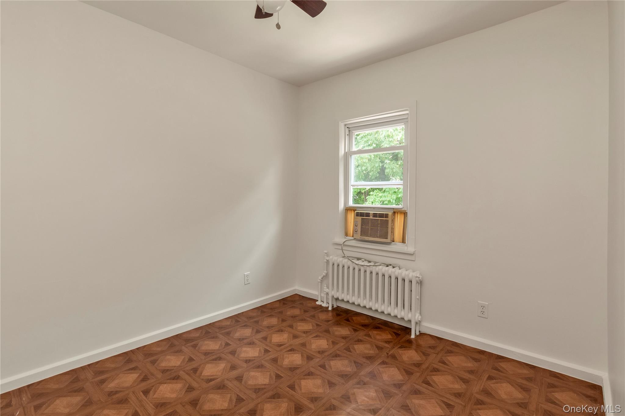 33-19 203rd Street – For Sale photo 9
