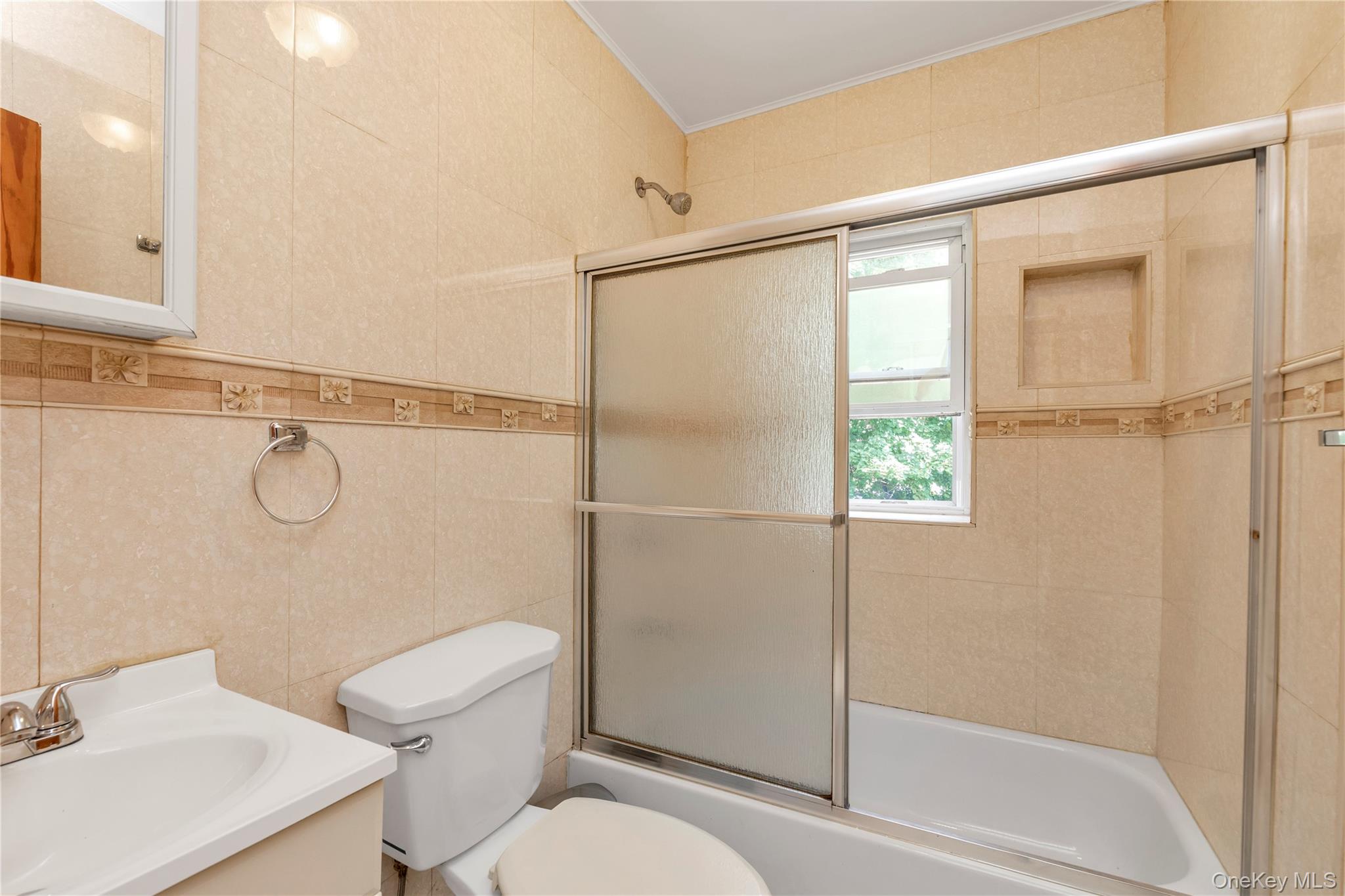 33-19 203rd Street – For Sale photo 12