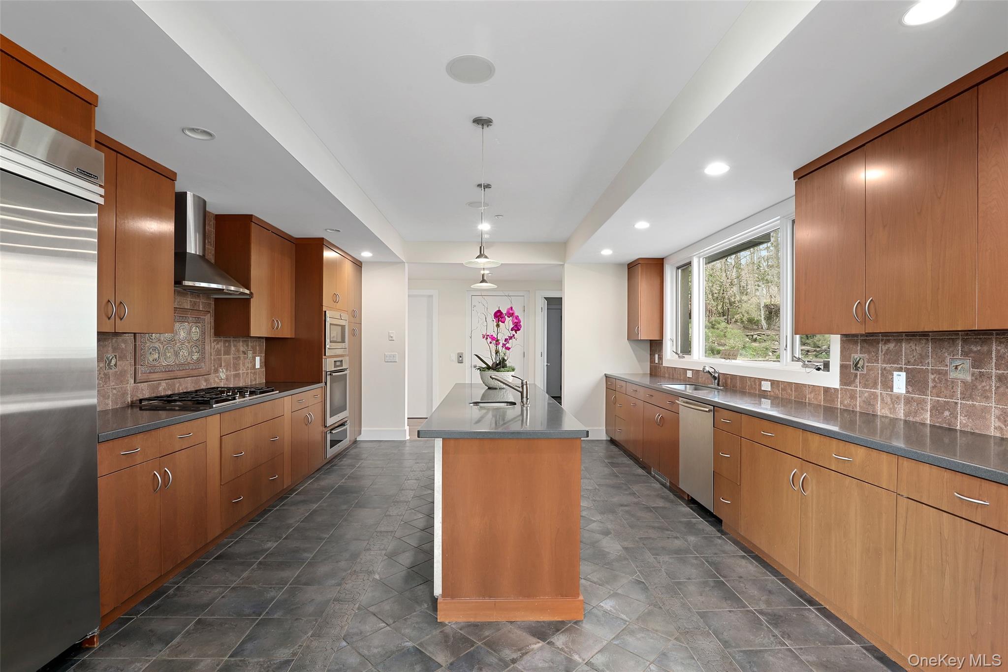 17 Fox Run Road – For Rent photo 14