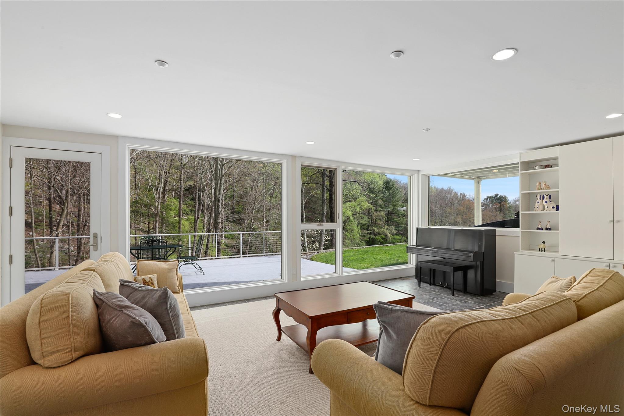 17 Fox Run Road – For Rent photo 25
