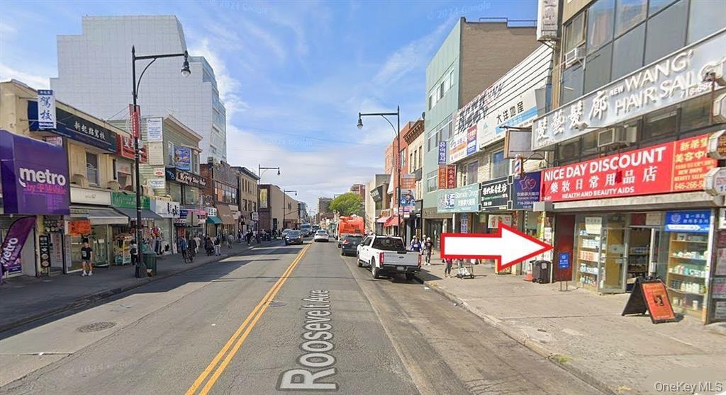 136-87 Roosevelt Avenue, Unit 1st FL photo 3