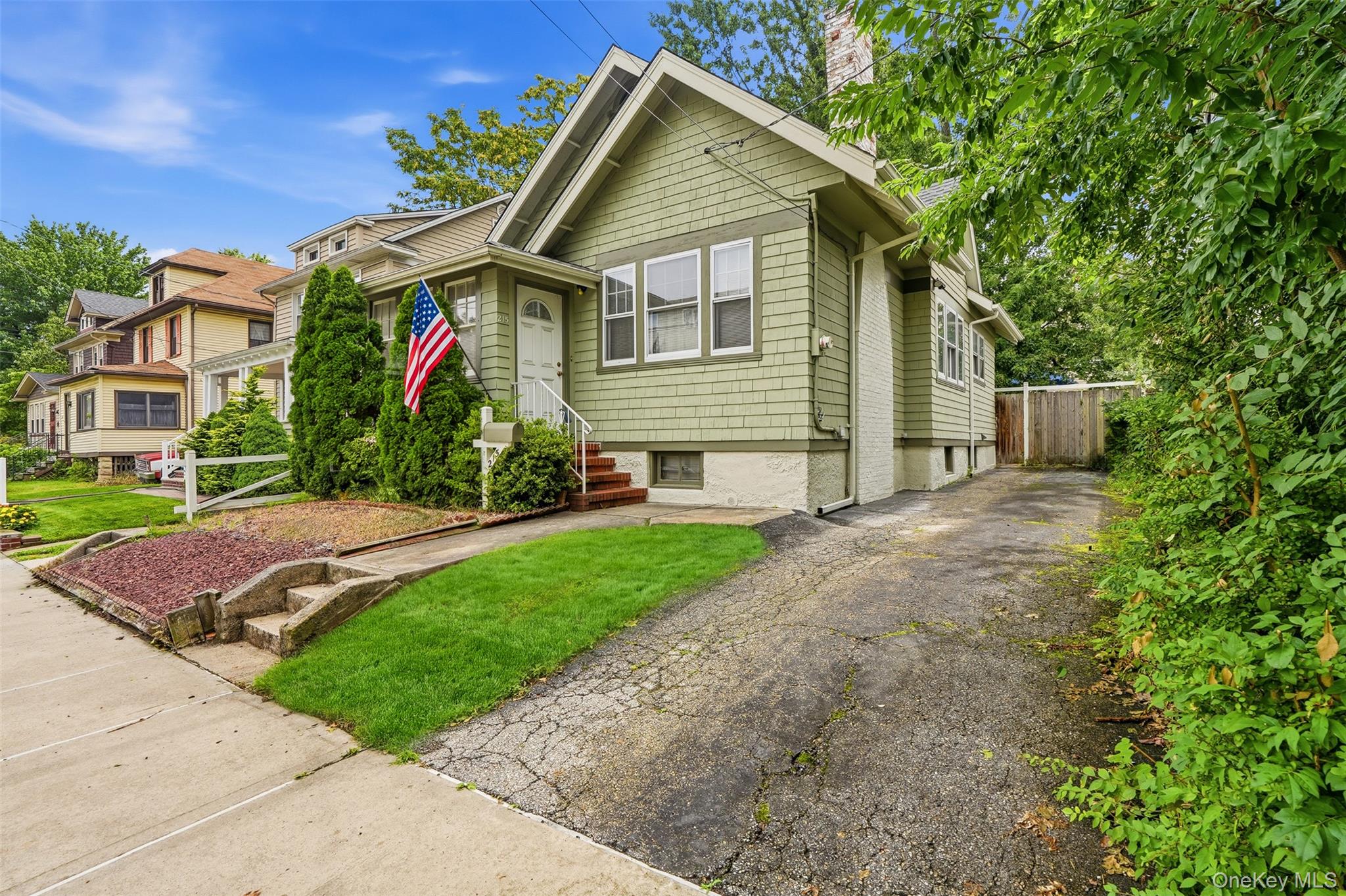 215 Demorest Avenue – For Sale photo 6