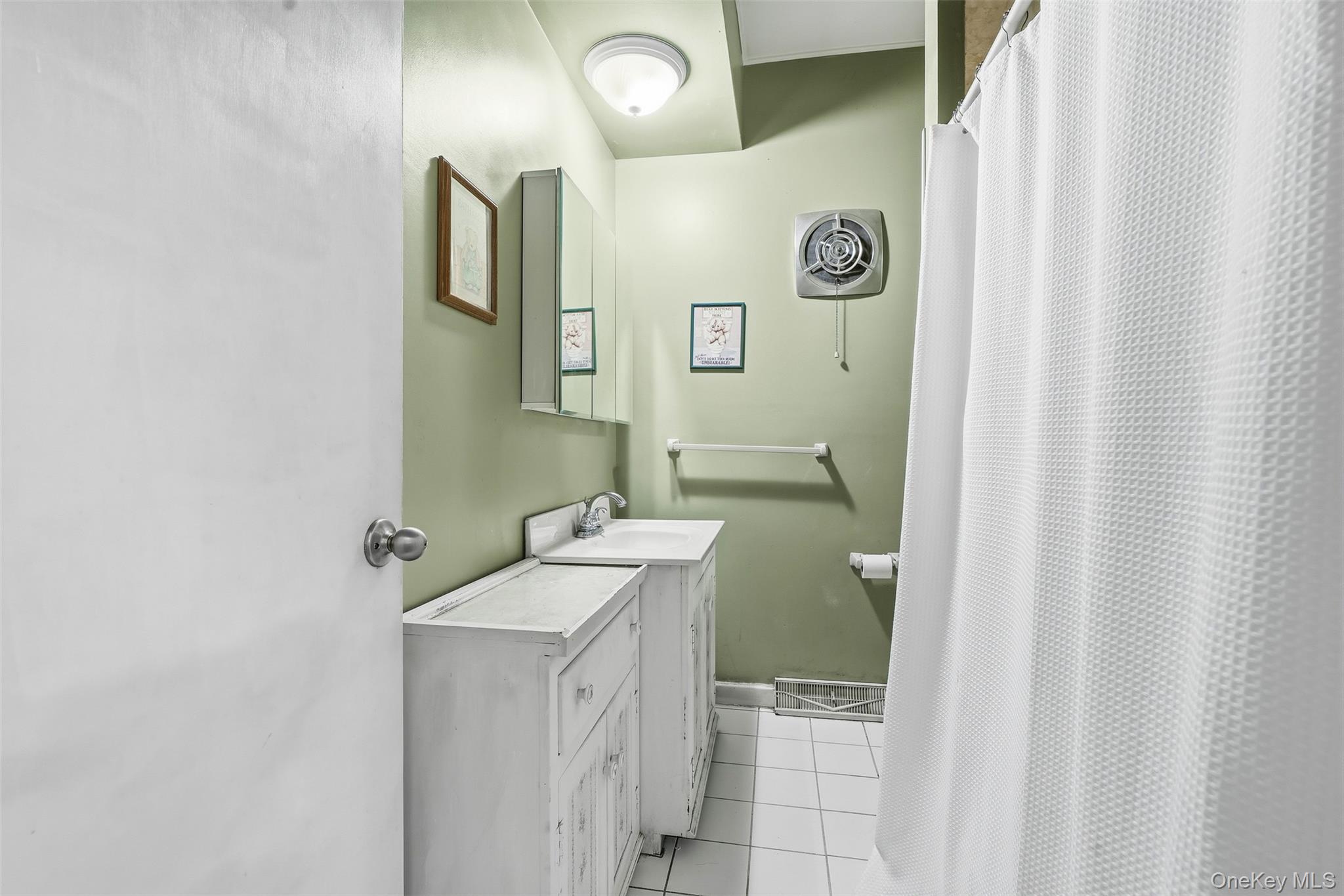 215 Demorest Avenue – For Sale photo 24