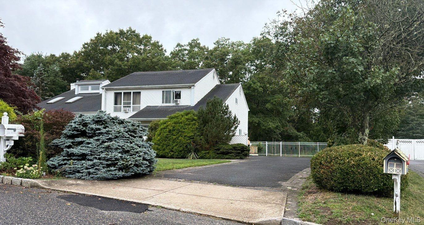 26 Bailey Lane – For Sale