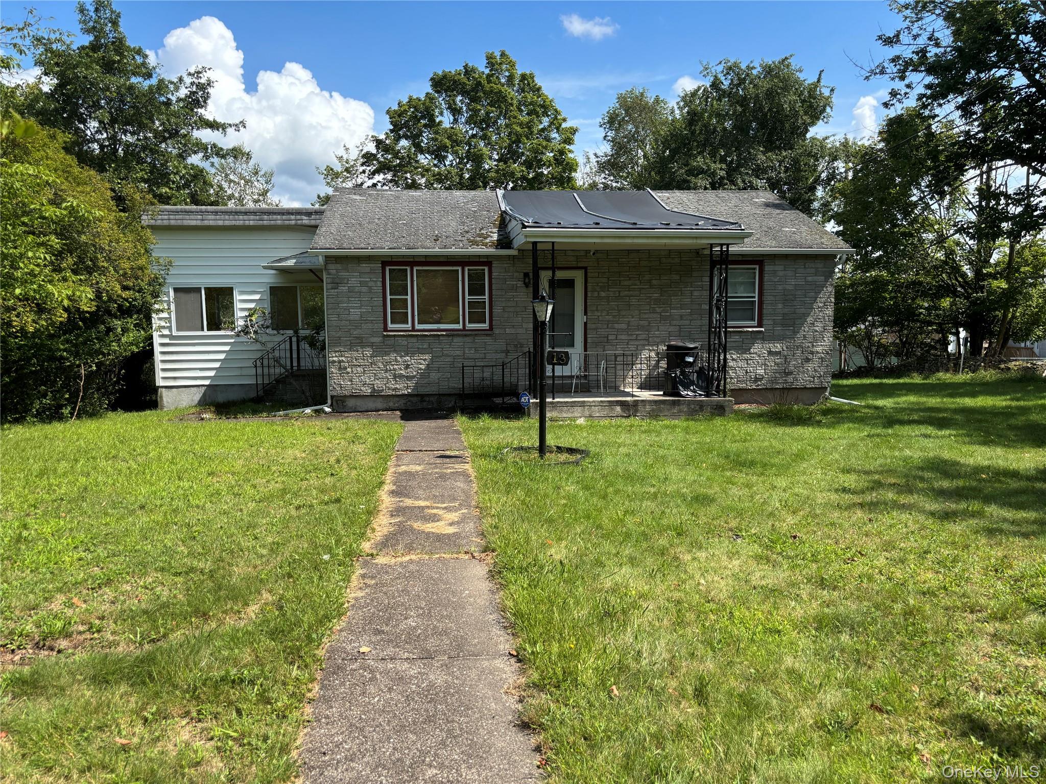 13 park Lane – For Sale