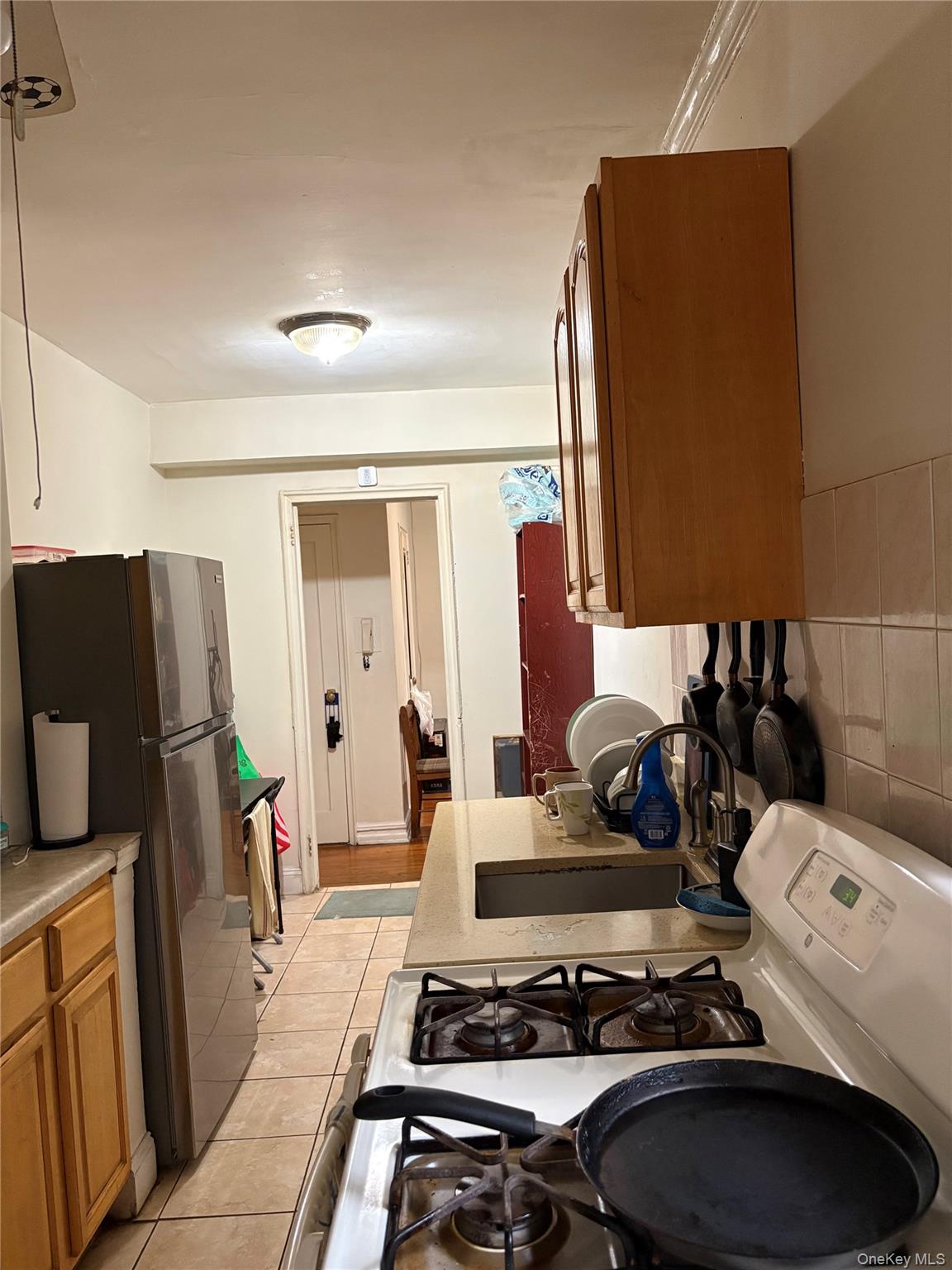 35-35 75th Street, Unit 105 photo 18