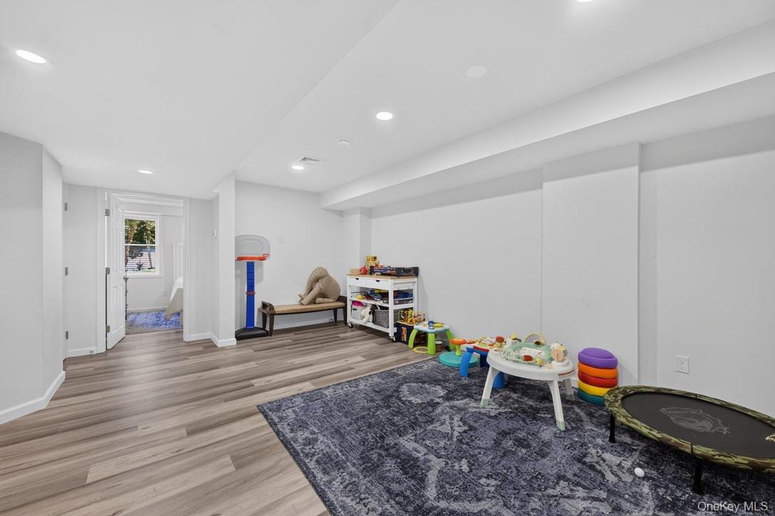 2 Archer Avenue – For Sale photo 32