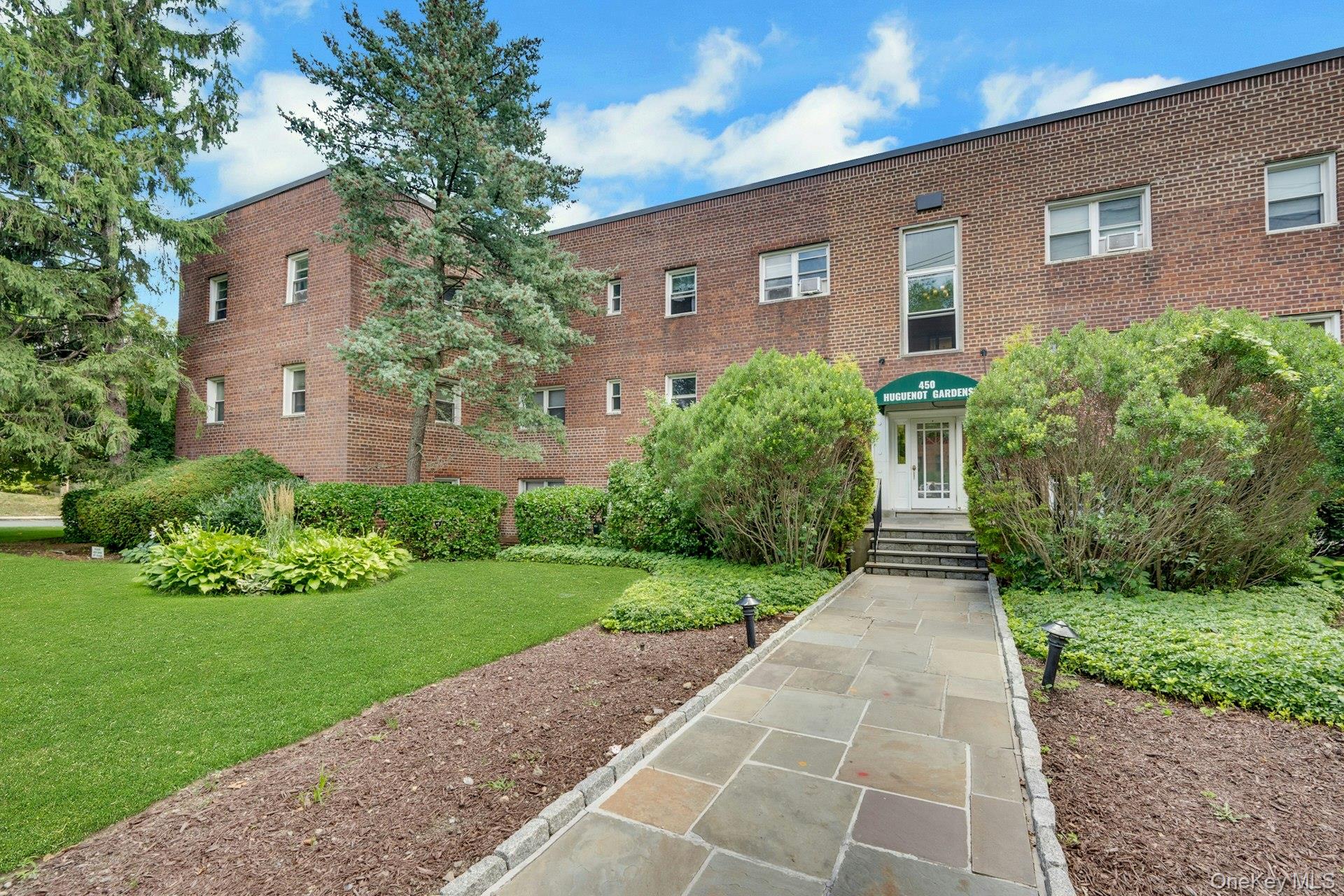 450 Pelham Road, Unit 3G photo 2