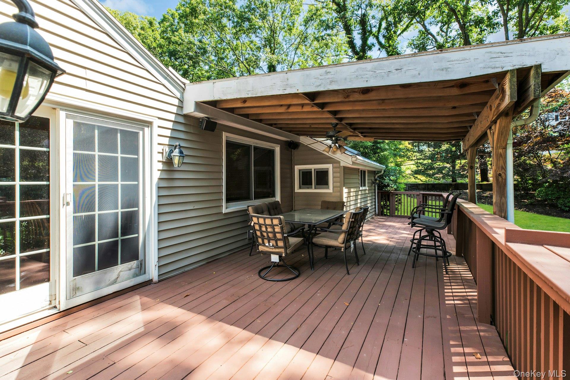 29 Columbine Avenue N – For Sale photo 25