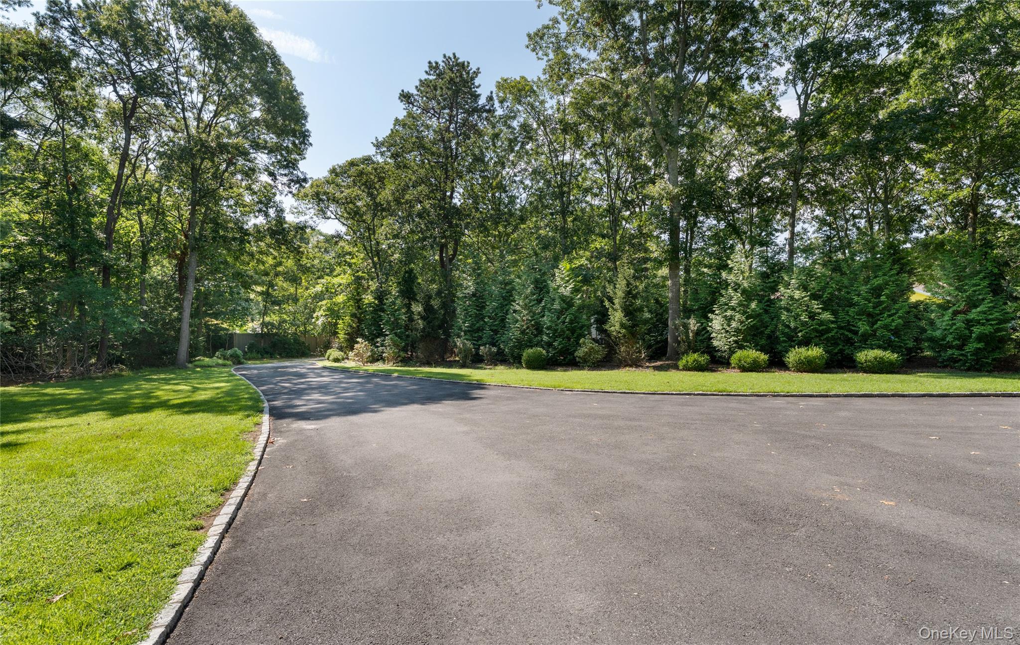 21 Bay Avenue W – For Sale photo 34