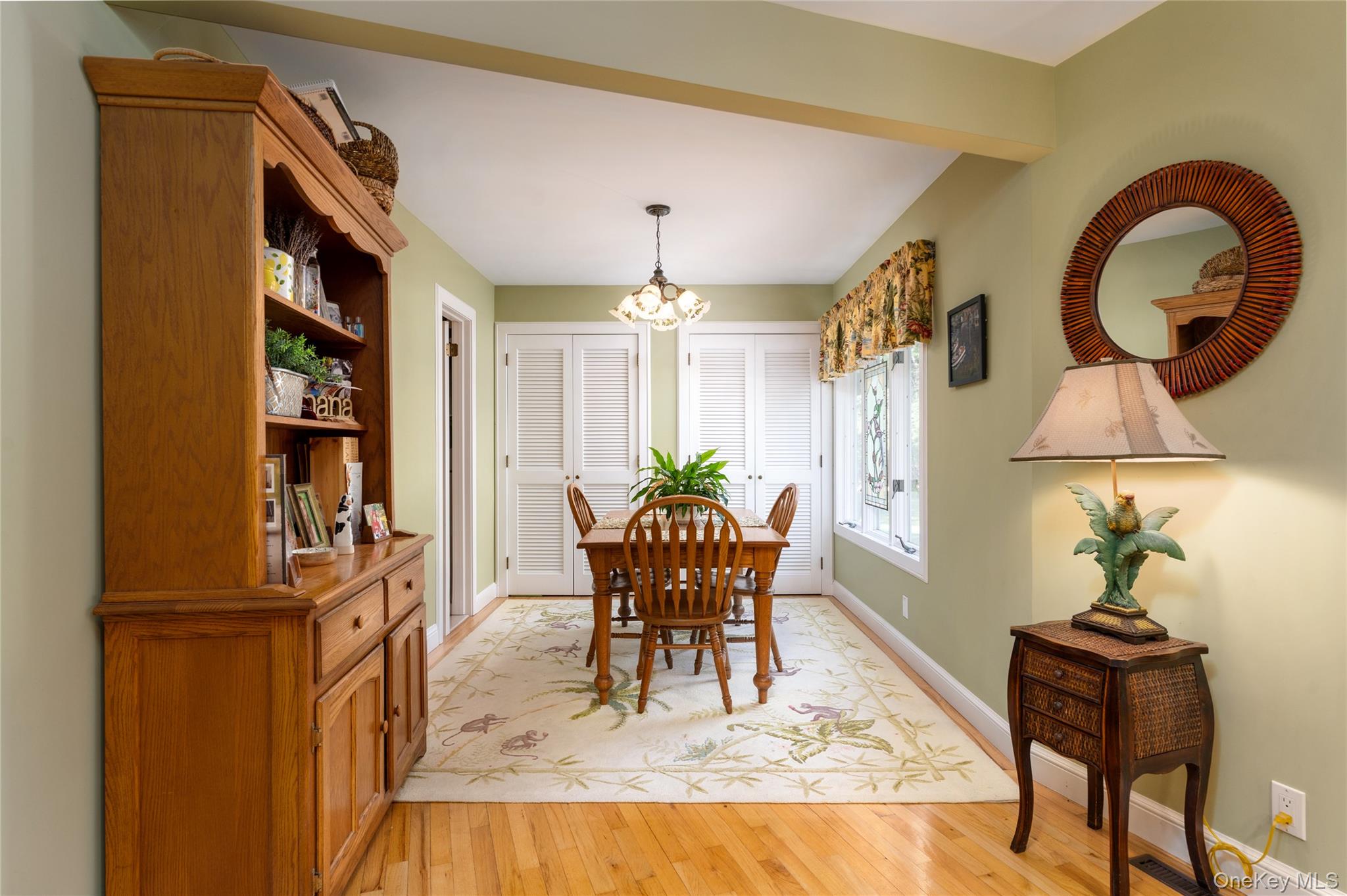 21 Bay Avenue W – For Sale photo 13