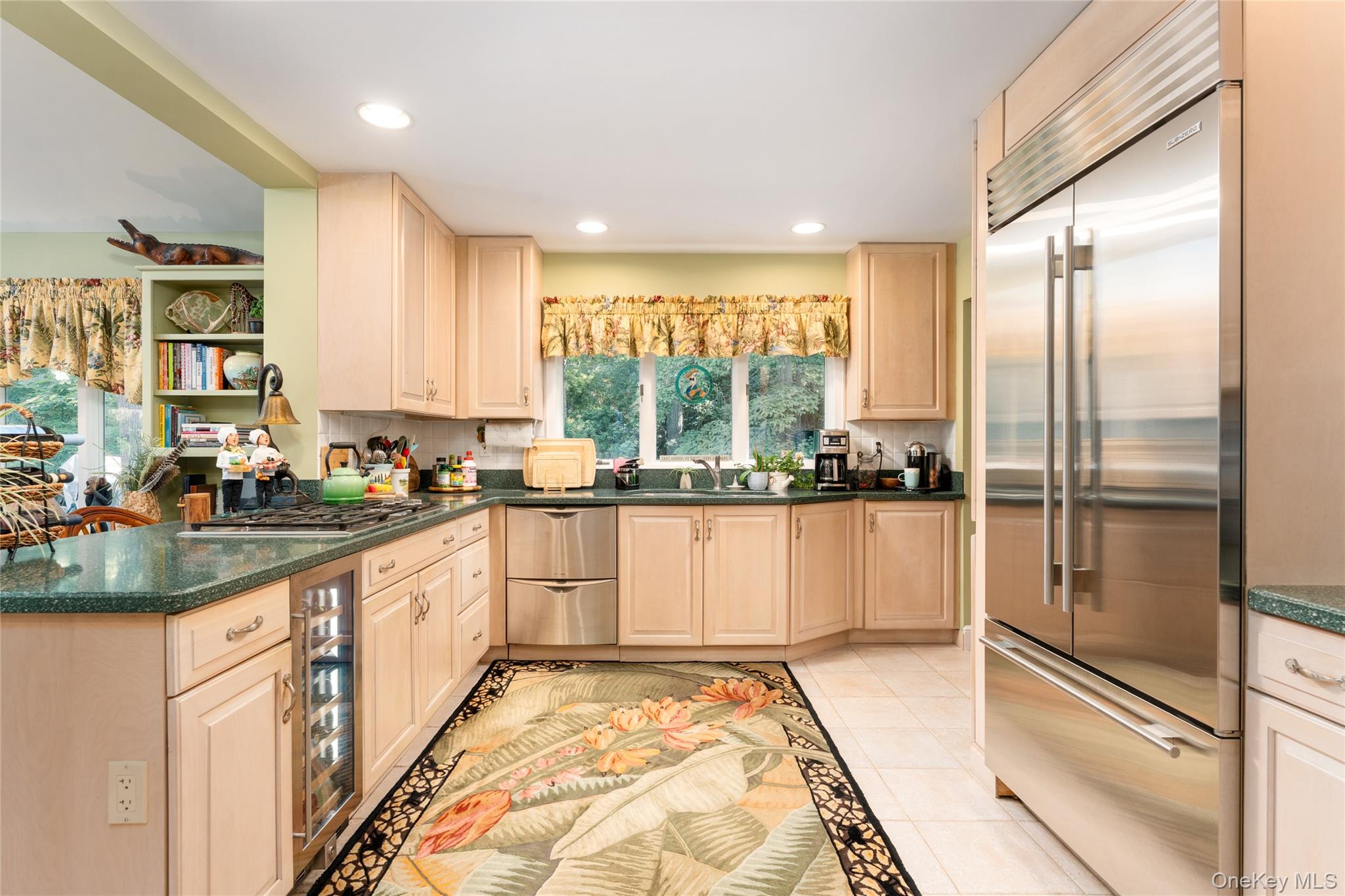 21 Bay Avenue W – For Sale photo 17