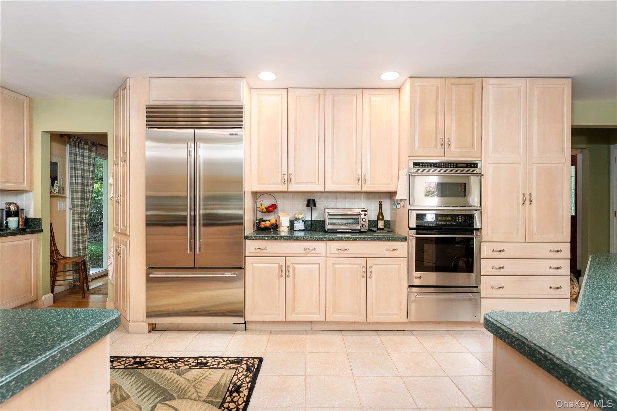 21 Bay Avenue W – For Sale photo 19