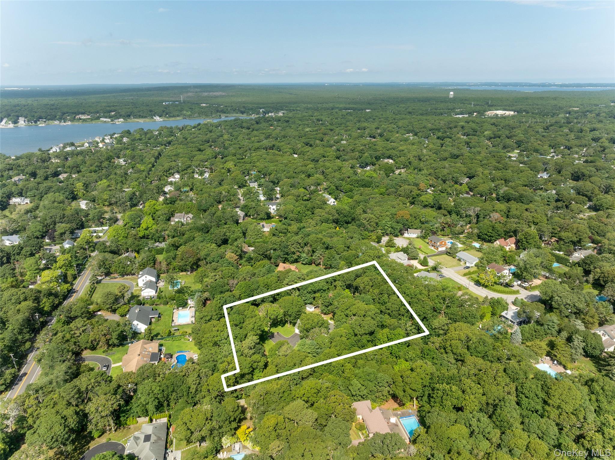 21 Bay Avenue W – For Sale photo 7