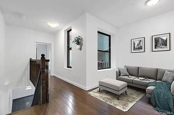 286 W 137th Street – For Sale photo 2