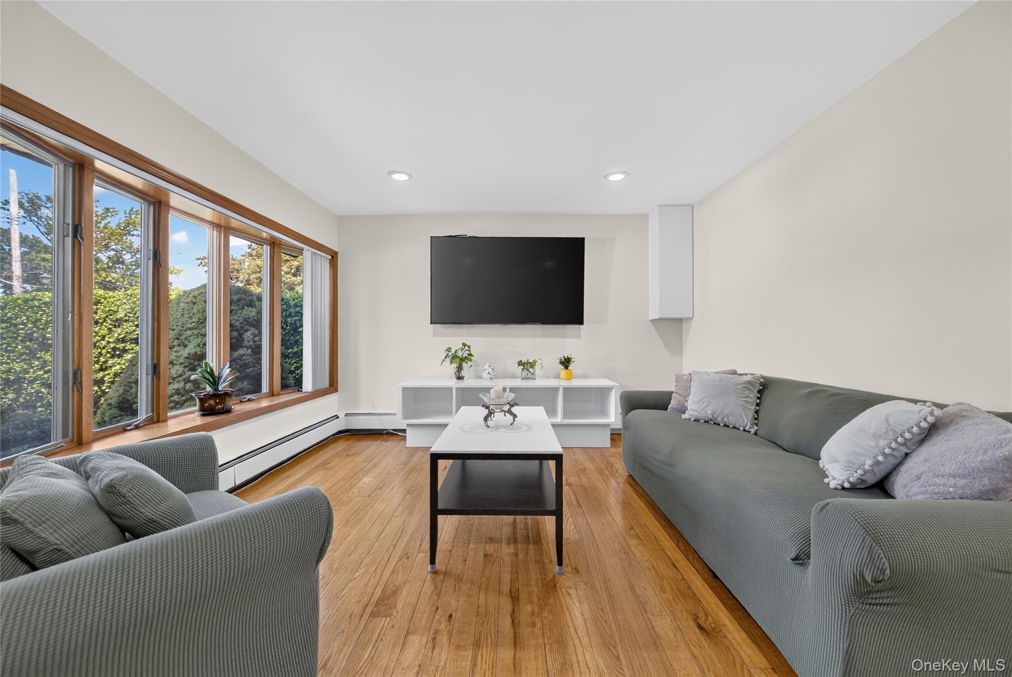 612 Marcellus Road – For Sale photo 3