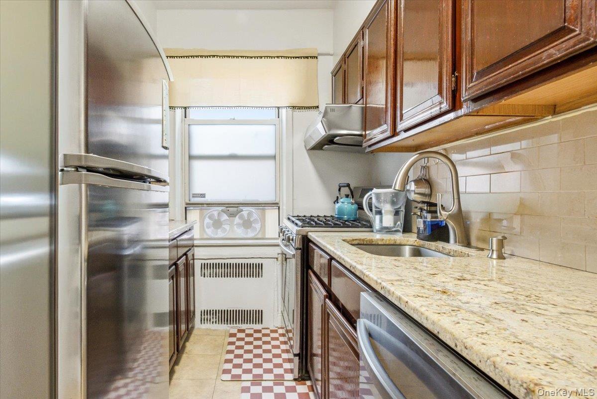 110-35 72nd Road, Unit 202 photo 22