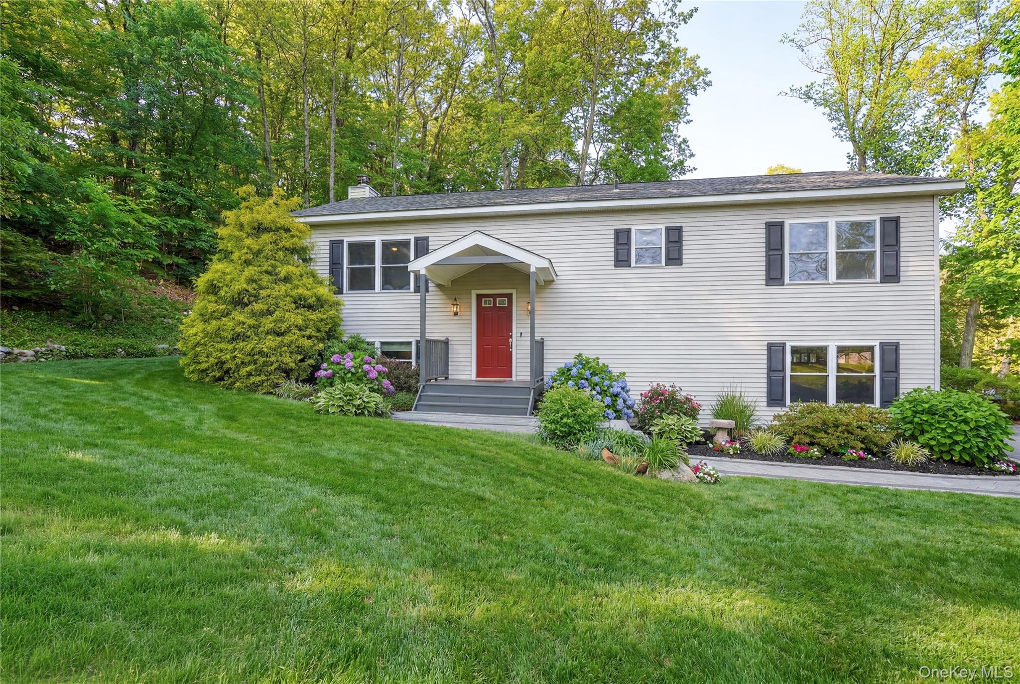64 Gates Drive – For Sale photo 2