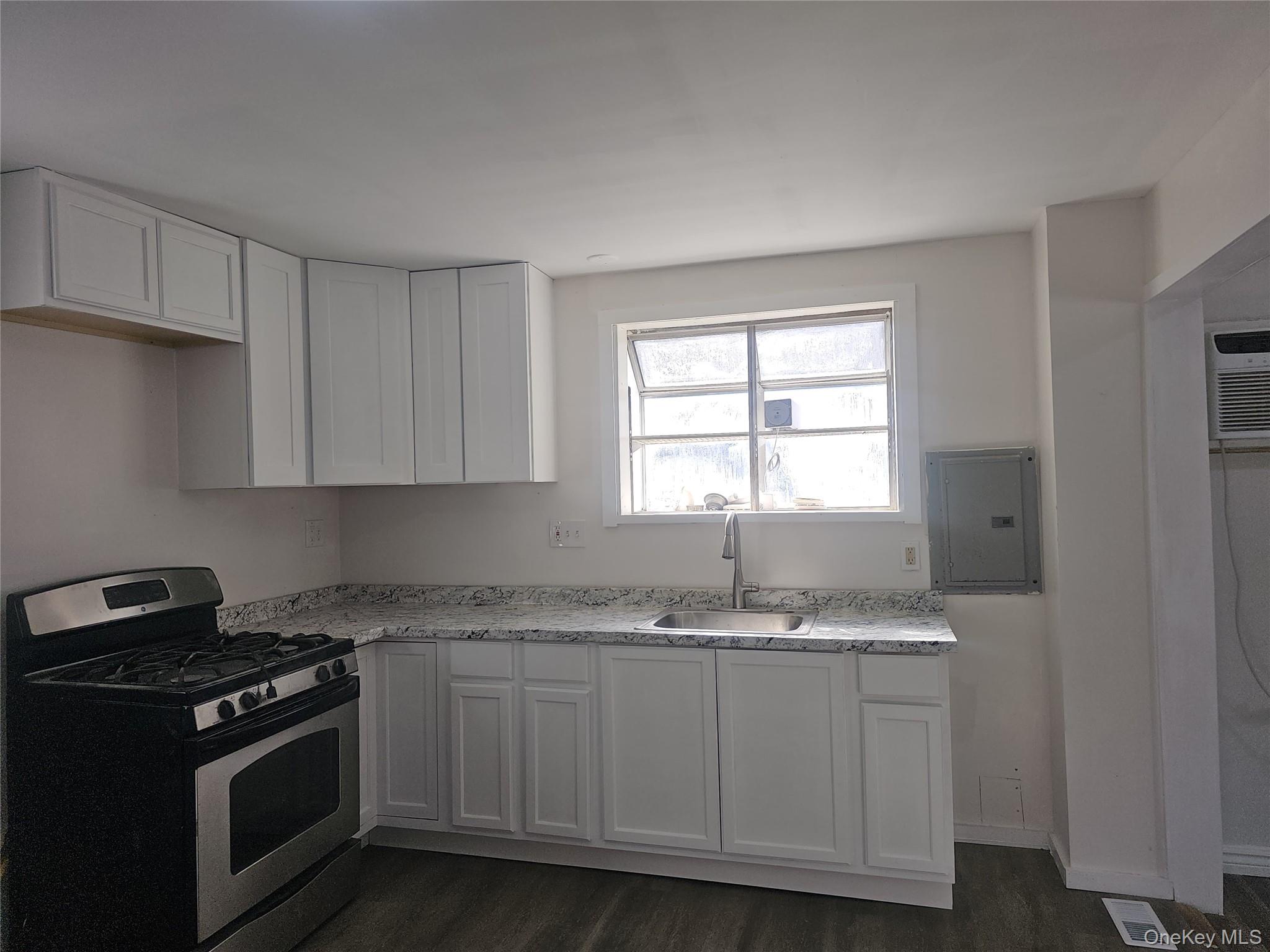 84 State Avenue – For Rent photo 5
