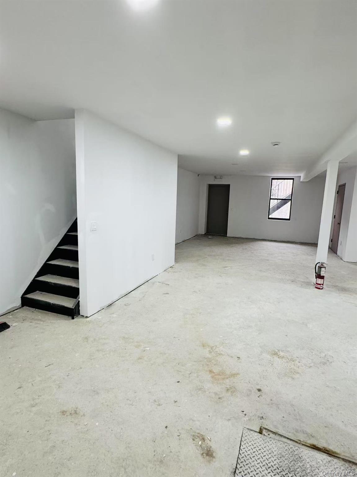 12-11 Jackson Avenue – For Rent