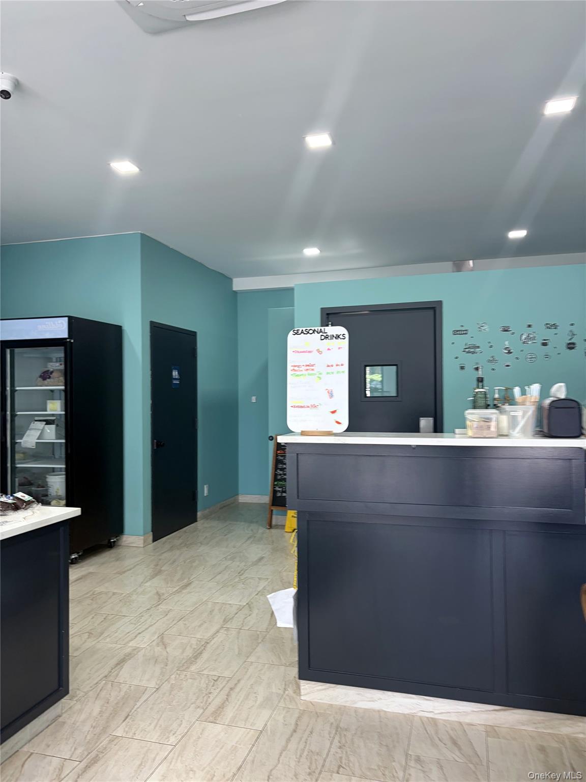 12-11 Jackson Avenue – For Rent photo 8