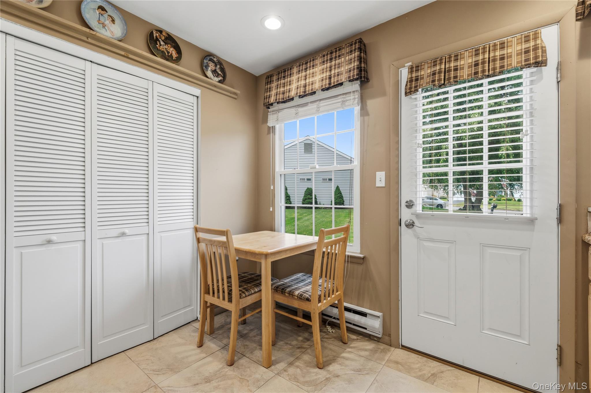 7 Avon Court – For Sale photo 8