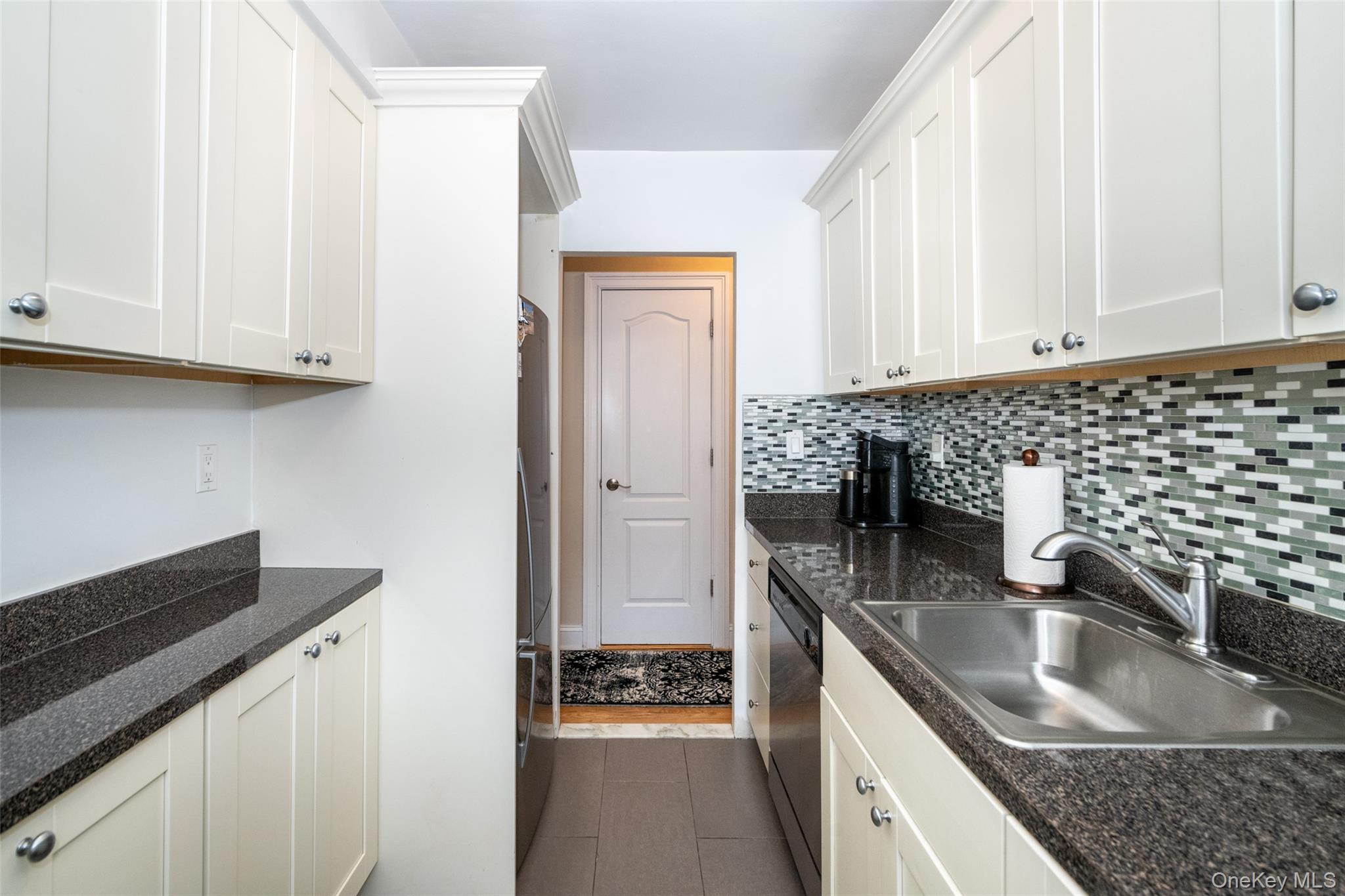60 Locust Avenue, Unit A-609 photo 16