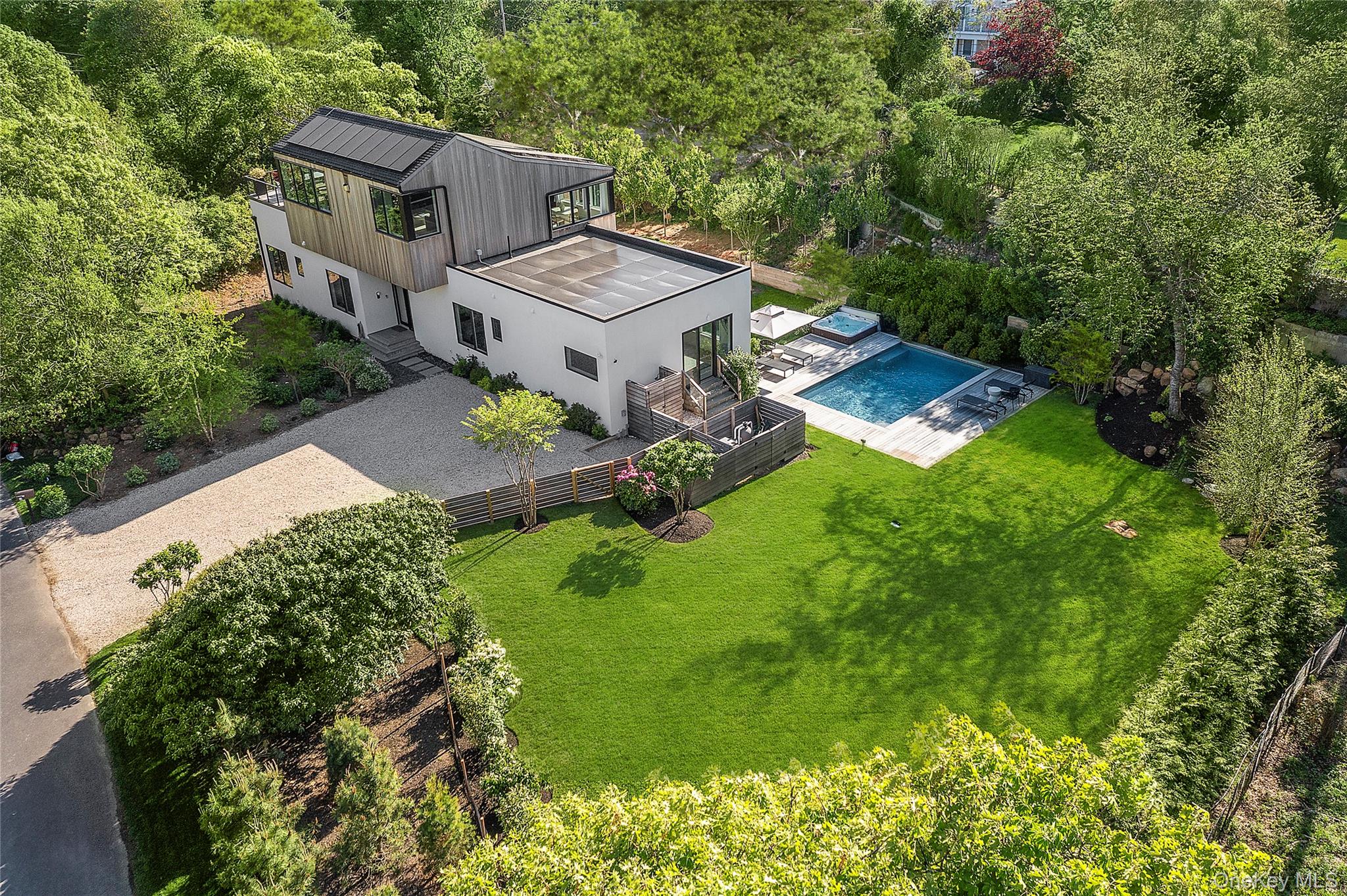 29 Monroe Drive – For Sale