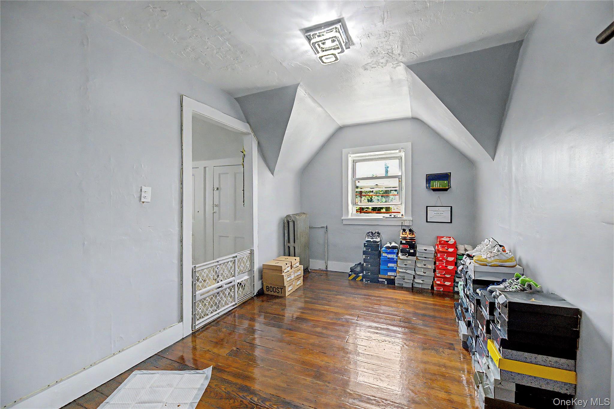 20 aka 22 Crescent Place – For Sale photo 13