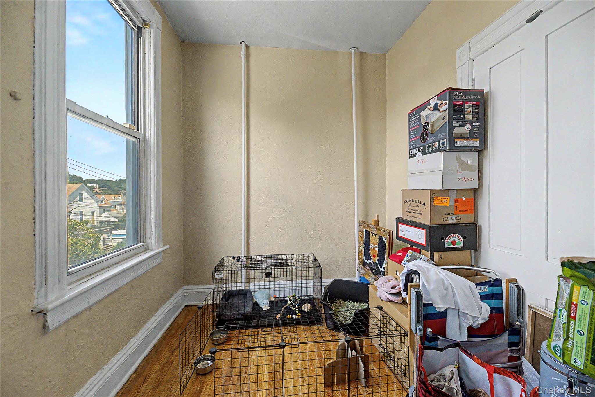 20 aka 22 Crescent Place – For Sale photo 17