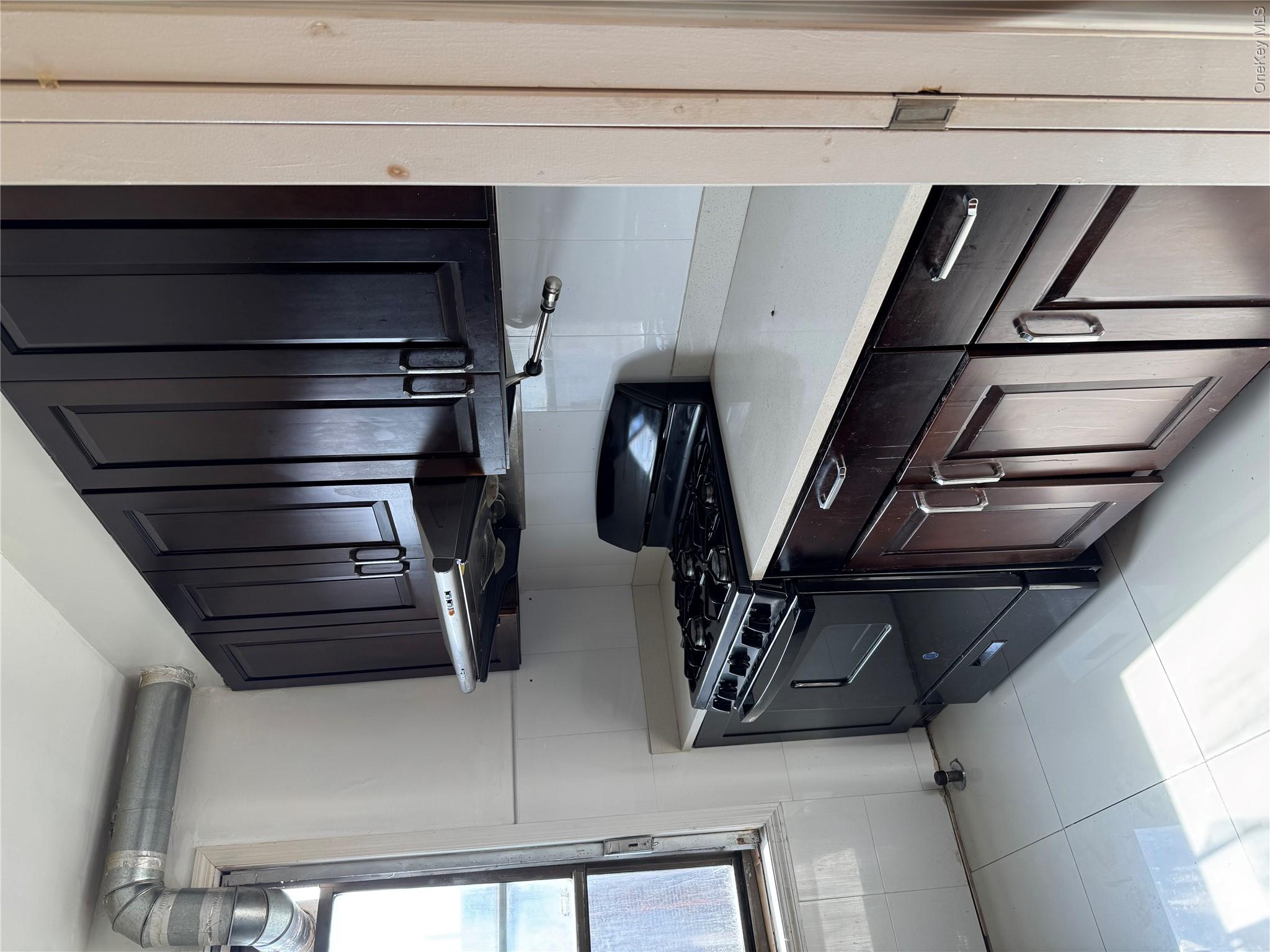 2925 Matthews Avenue, Unit 6H