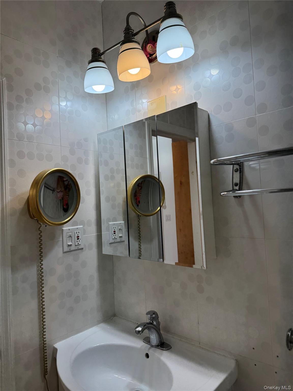 2925 Matthews Avenue, Unit 6H photo 20