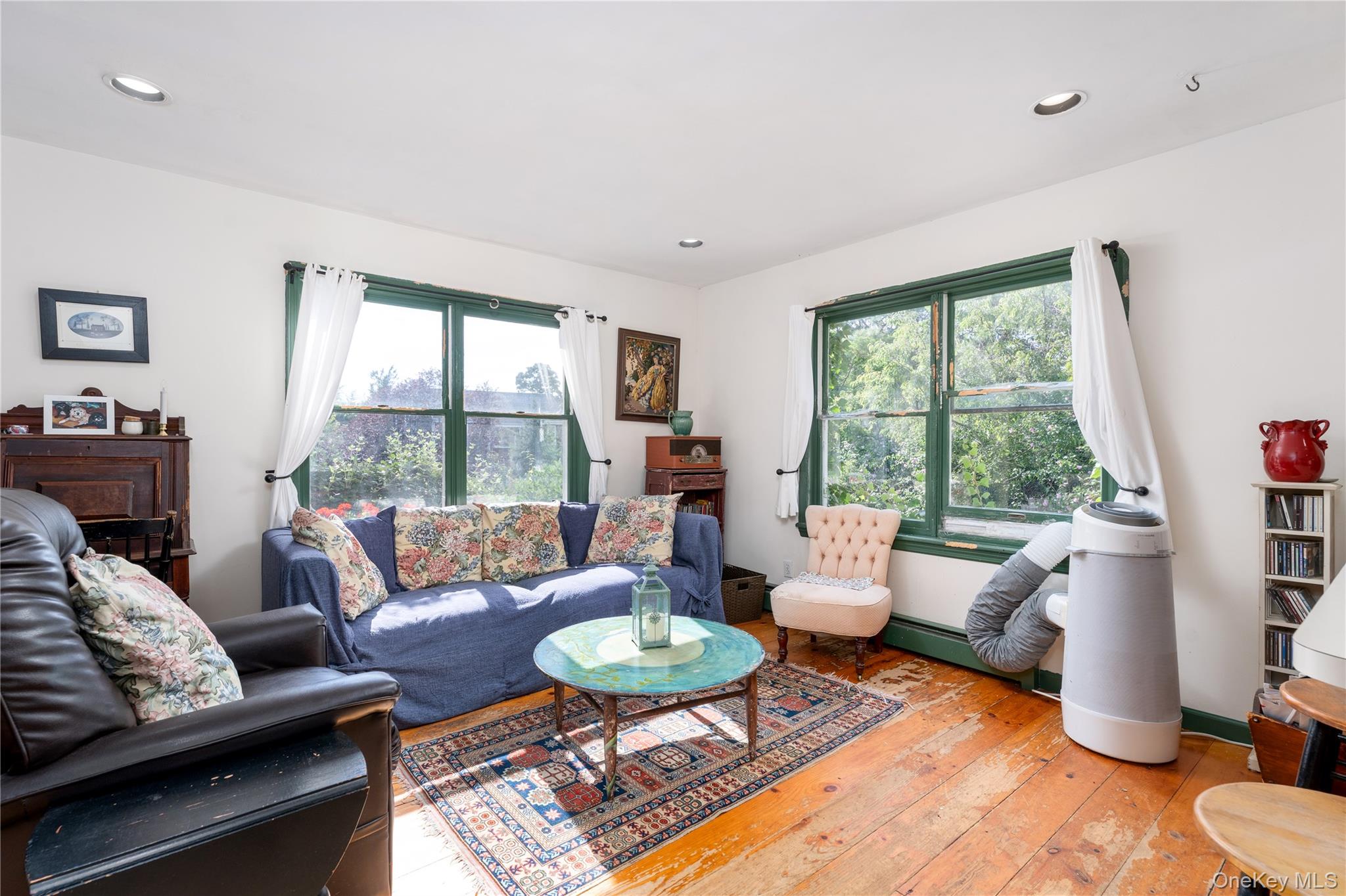 19 Washington Avenue E – For Sale photo 16