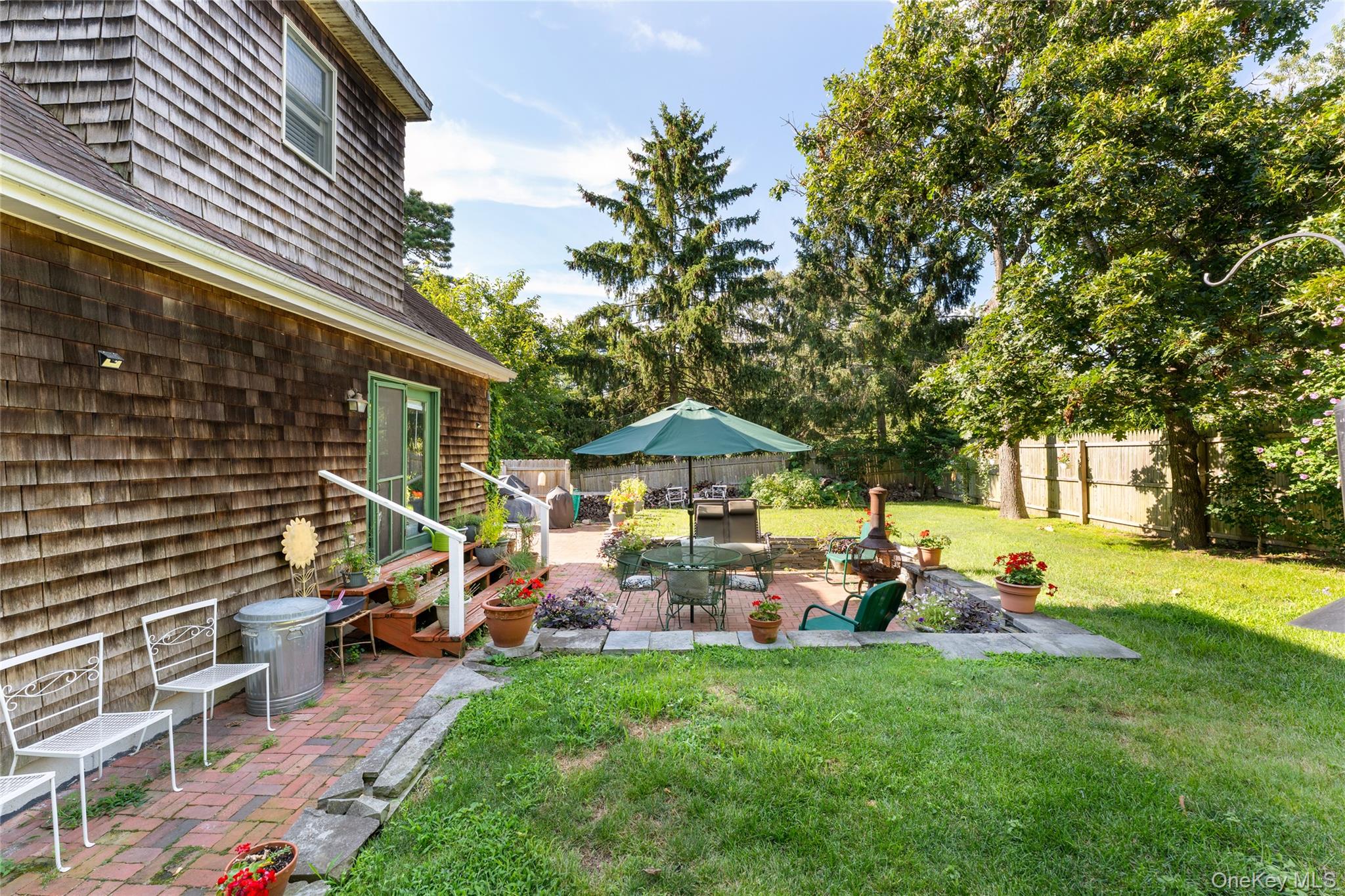 19 Washington Avenue E – For Sale photo 3