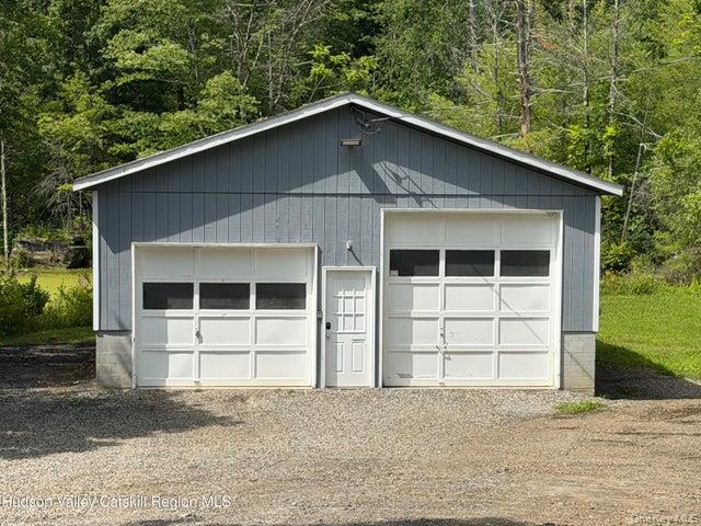 37 Beesmer Road – For Sale