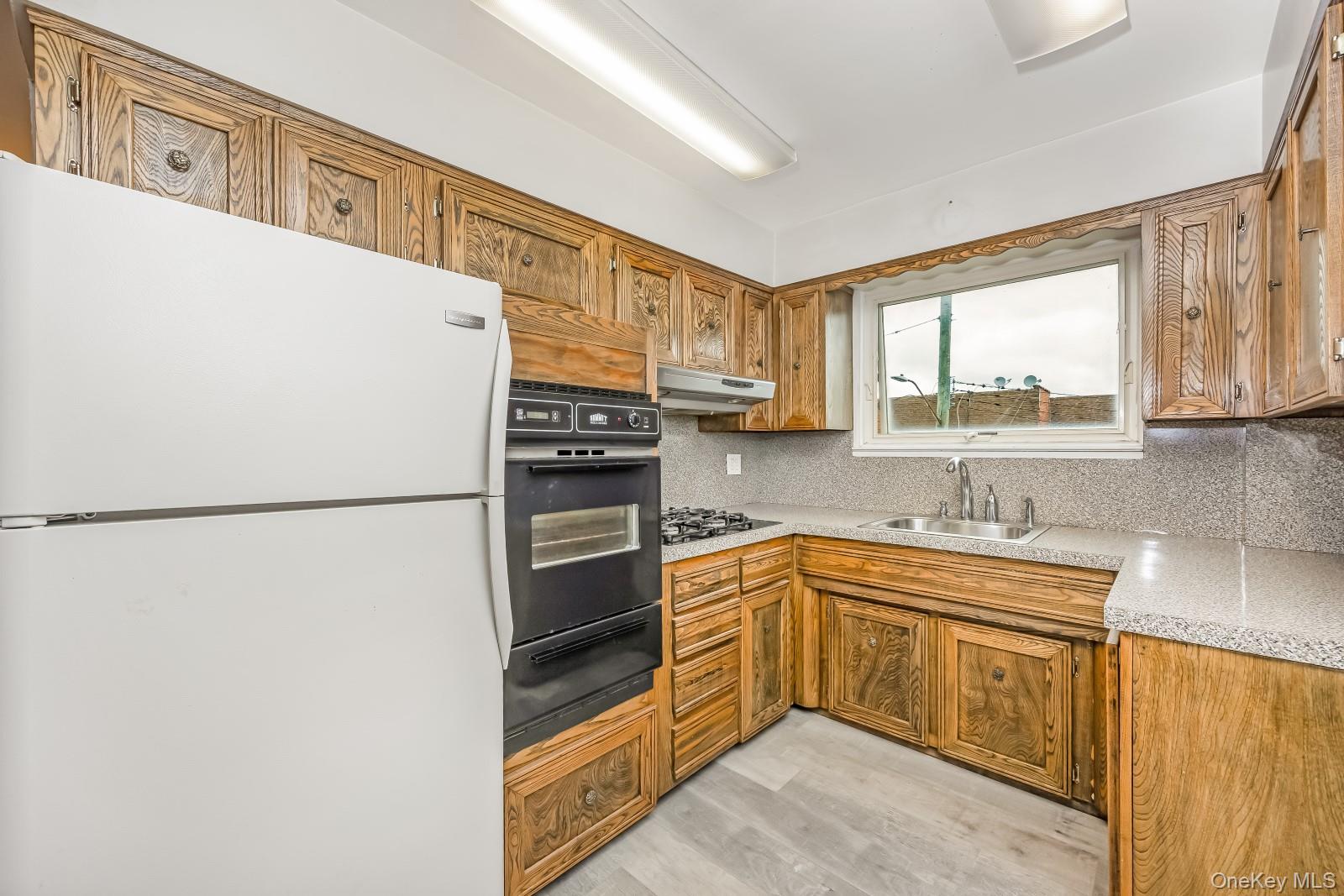58-30 75th Street – For Sale photo 33