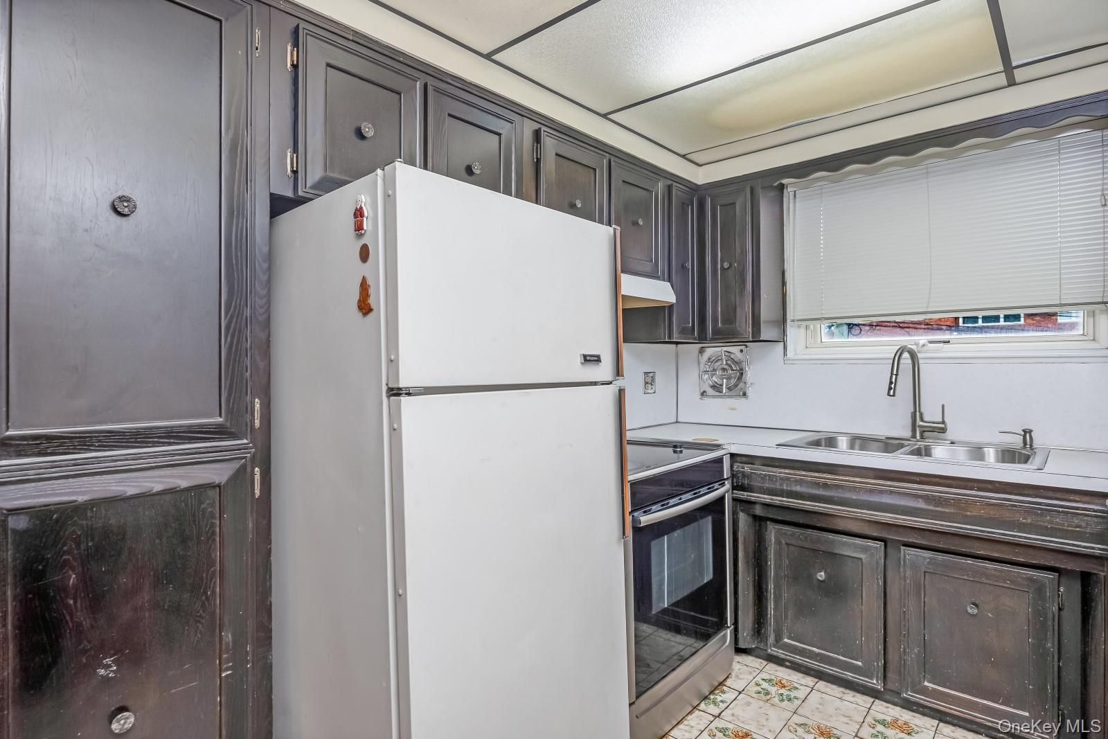 58-30 75th Street – For Sale photo 15