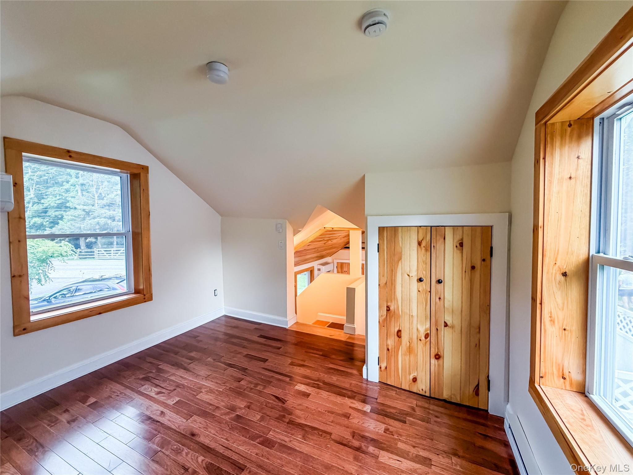 449 N Quaker Lane, Unit COTTAGE photo 12