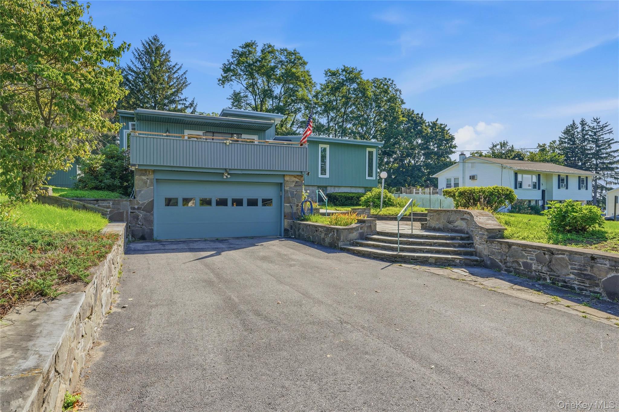 46 Kevin Heights – For Sale photo 2