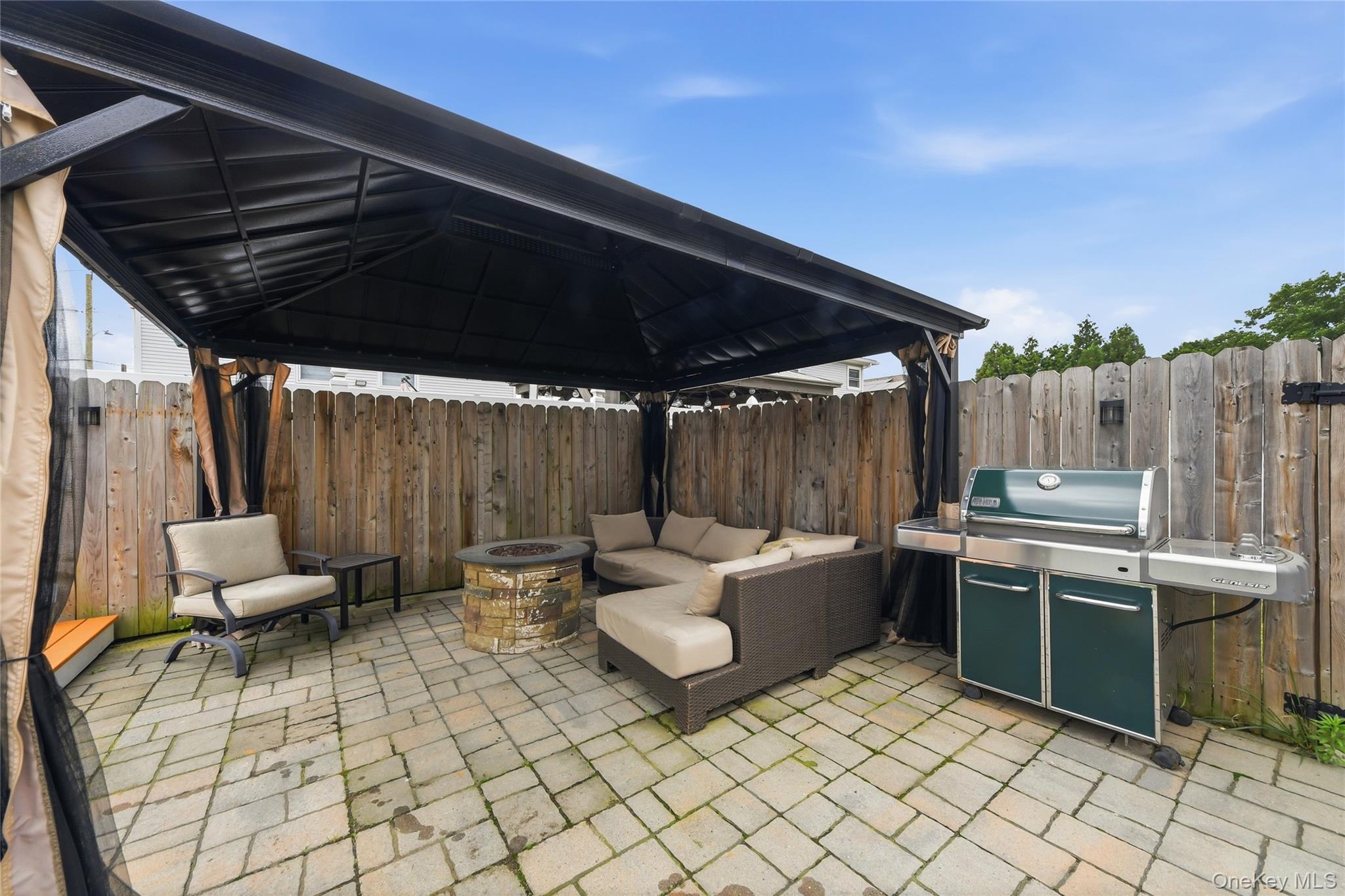 4 Farragut Avenue – For Sale photo 17