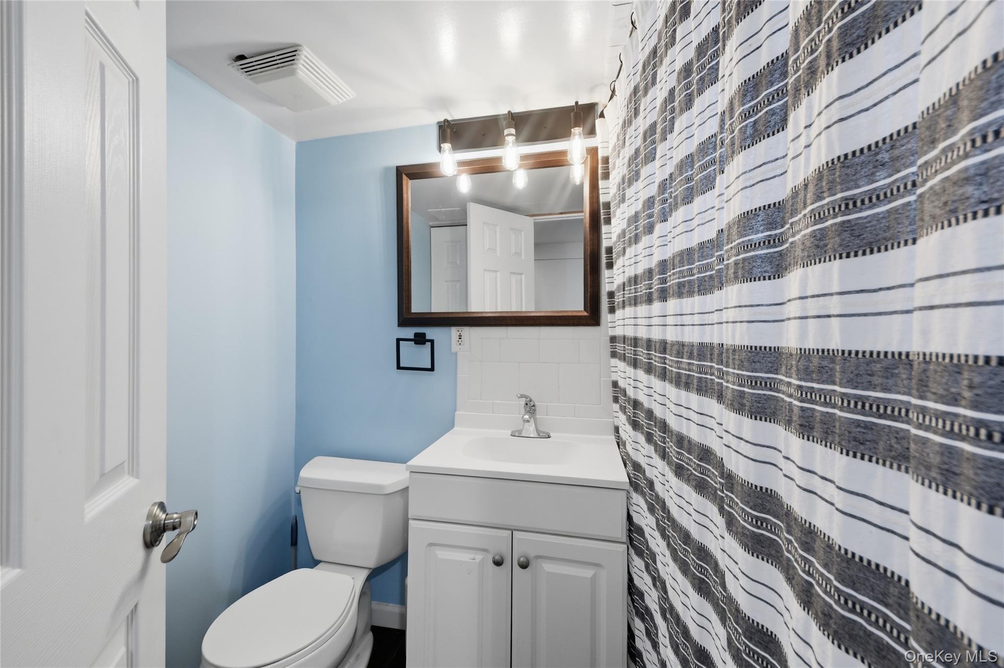 4 Farragut Avenue – For Sale photo 20